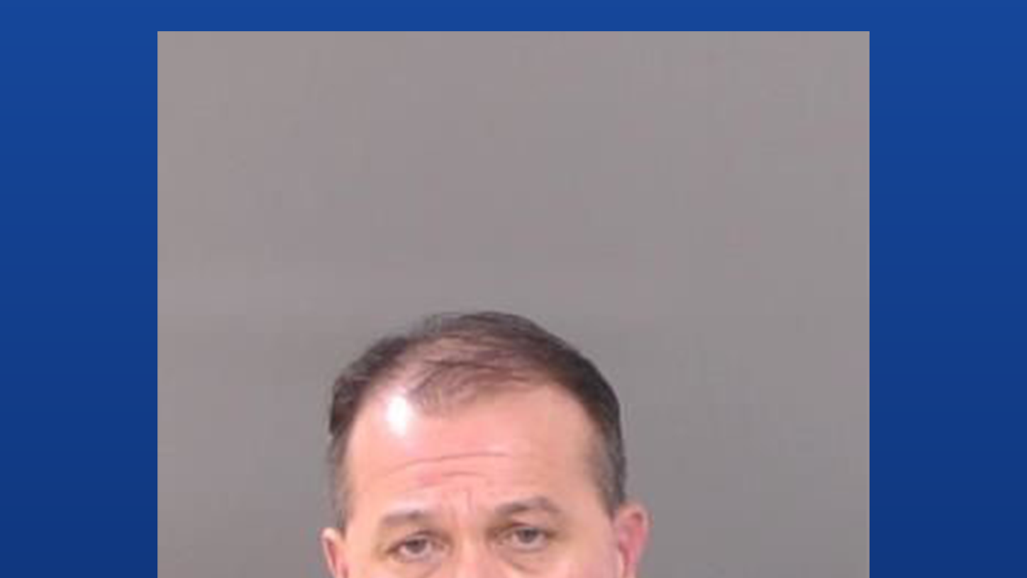 Florida man accused of bringing firearms to job at mental health facility - Vimarsana News