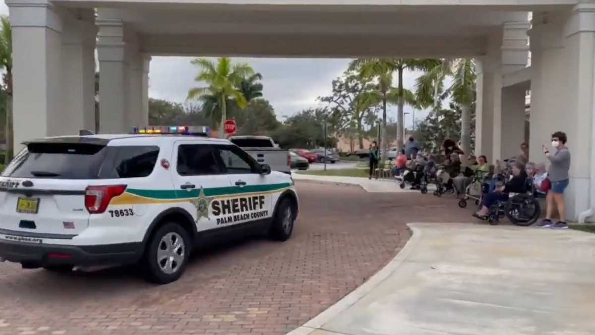 Good News Palm Beach County Sheriff's Office visits retirement center in Boca Raton