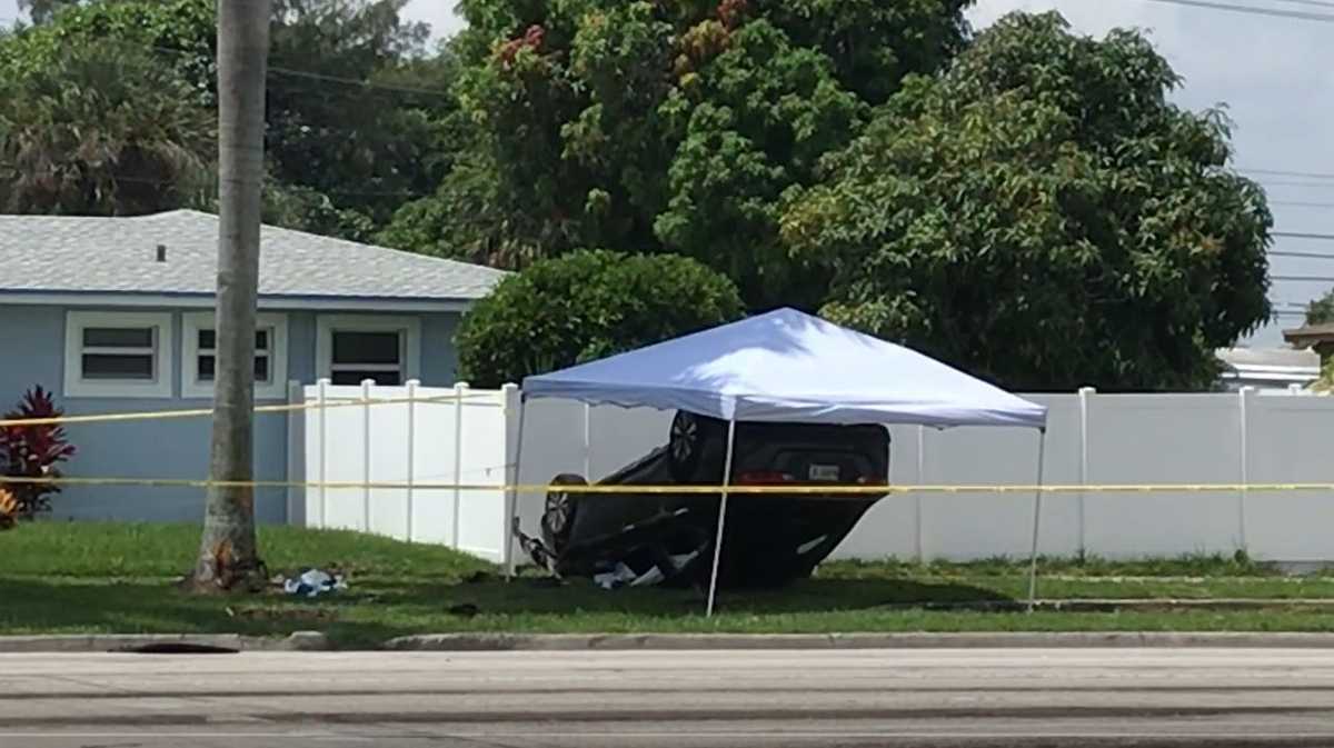 Shooting, rollover crash leaves one man dead in West Palm Beach