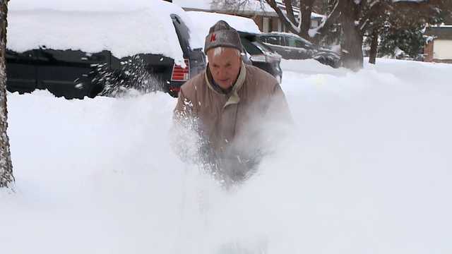 'It makes you feel good': Record snowfall brings random acts of kindness - Vimarsana News