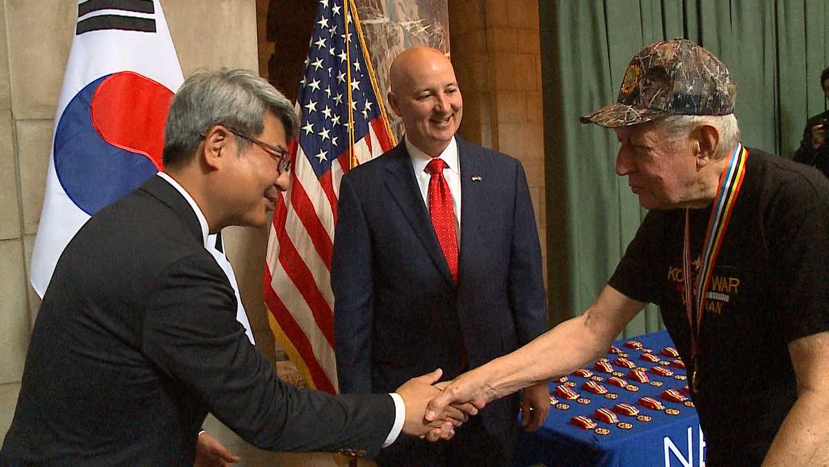 Korean war veterans honored on 65th anniversary of truce
