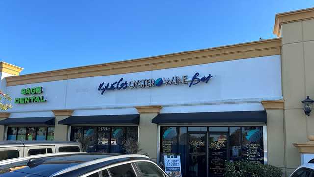 Man accused of trying to extort thousands of dollars from Florida restauranteur - Vimarsana News