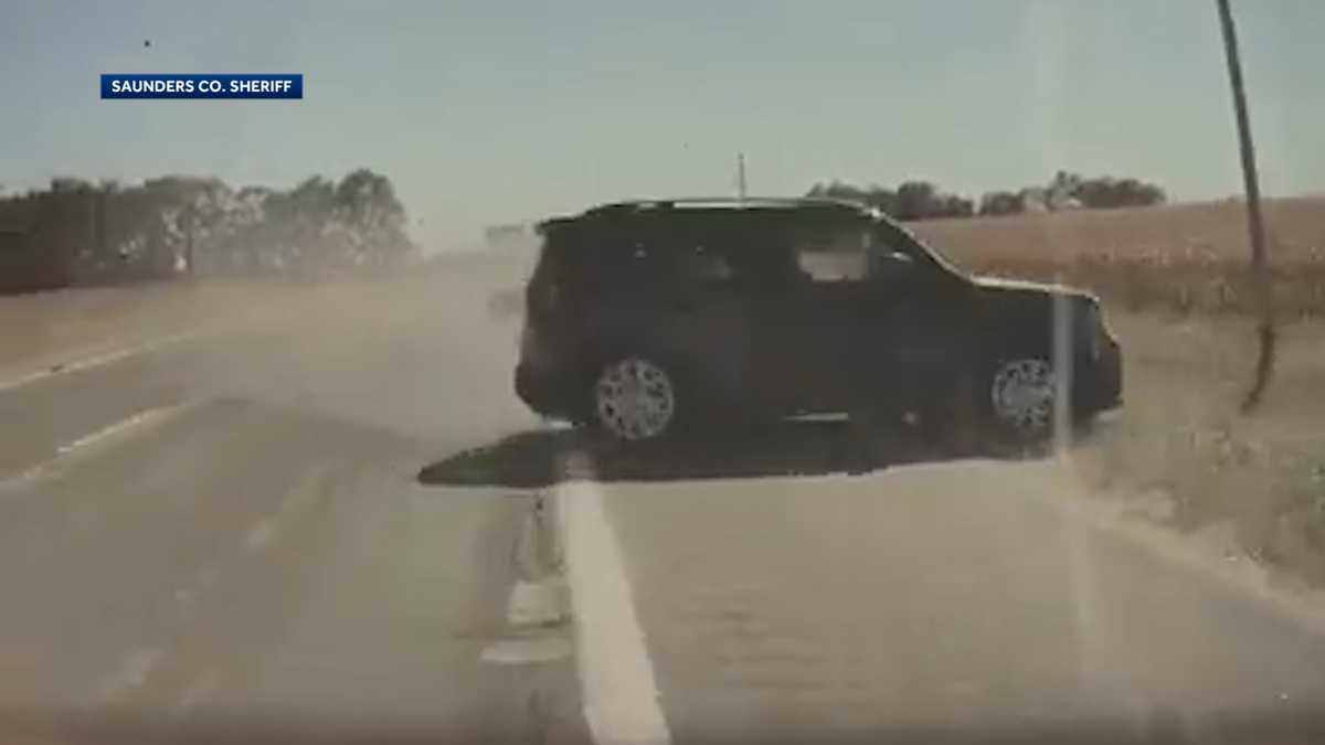 Saunders Co. Sheriff Video demonstrates dangers of distracted driving