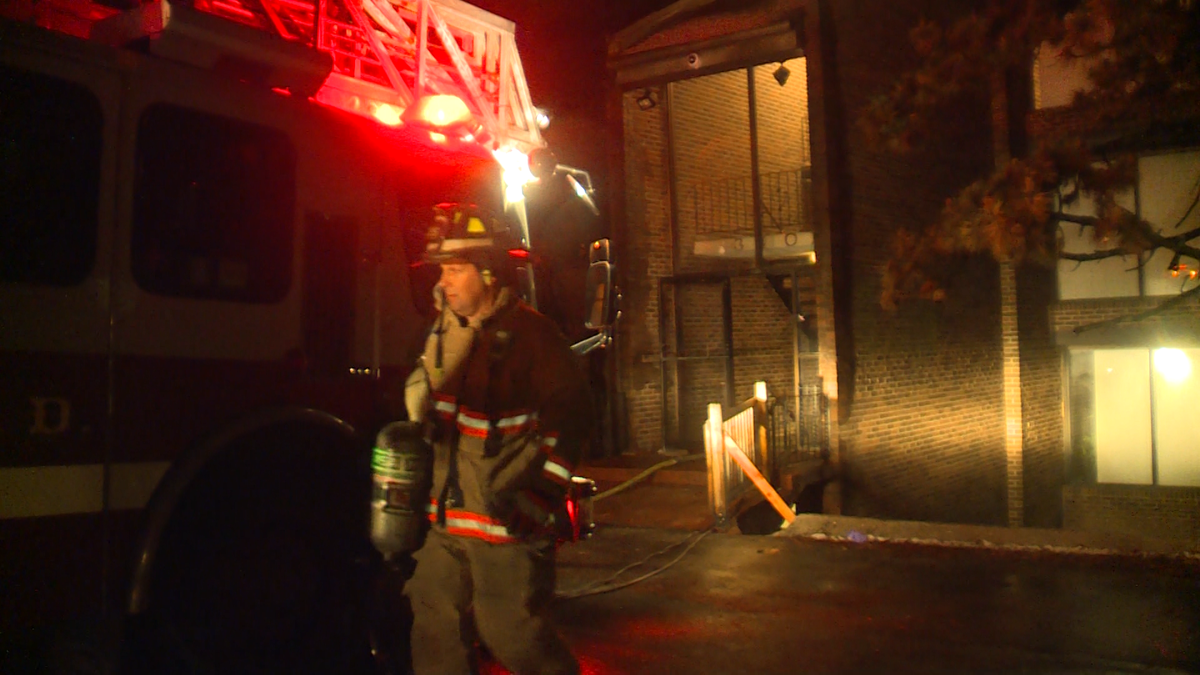 Woman critically burned in East Westwood apartment fire