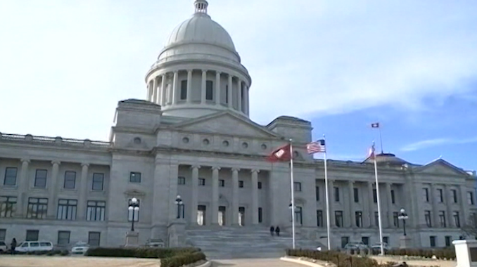 FBI director, Arkansas leaders take part in law enforcement roundtable
