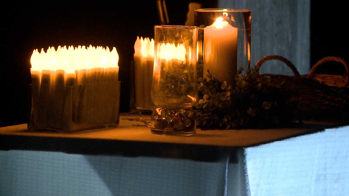 Circle of Life NWA hosts Wave of Light ceremony