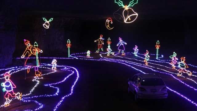 Kentucky's holiday cave opens soon with 6 million lights this year - Vimarsana News