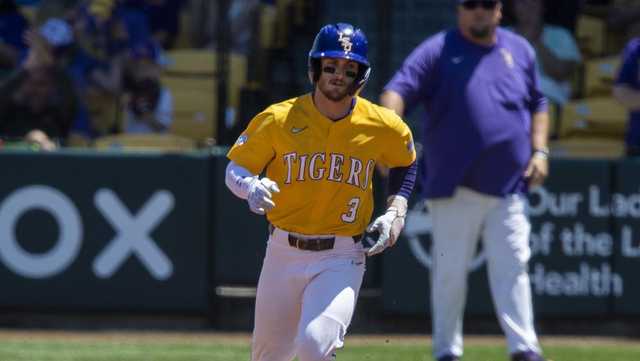 LSU Tigers baseball college world series game delayed to weather