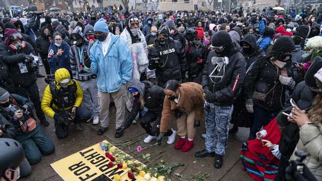 Grieving communities process the killing of Daunte Wright - Vimarsana News