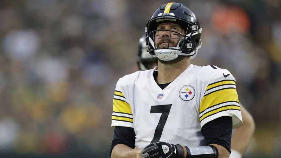 pittsburgh steelers' ben roethlisberger reacts as he walks off the field during the second half of an nfl football game against the green bay packers sunday, oct. 3, 2021, in green bay, wis.
