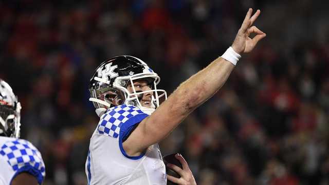 Kentucky coasts through game against Louisville in Governor's Cup - Vimarsana News