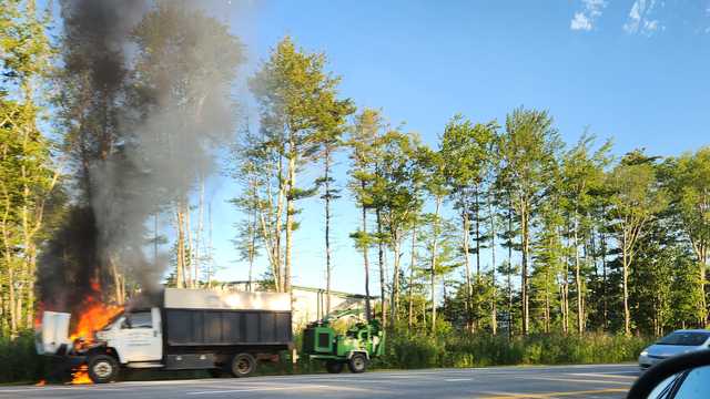 Truck fire backs up morning commute on Turnpike in Falmouth - Vimarsana News