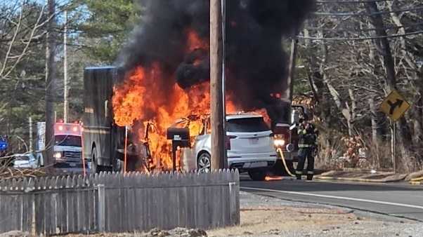 Woman killed in fiery UPS truck, SUV head-on crash in Mass. - Vimarsana News