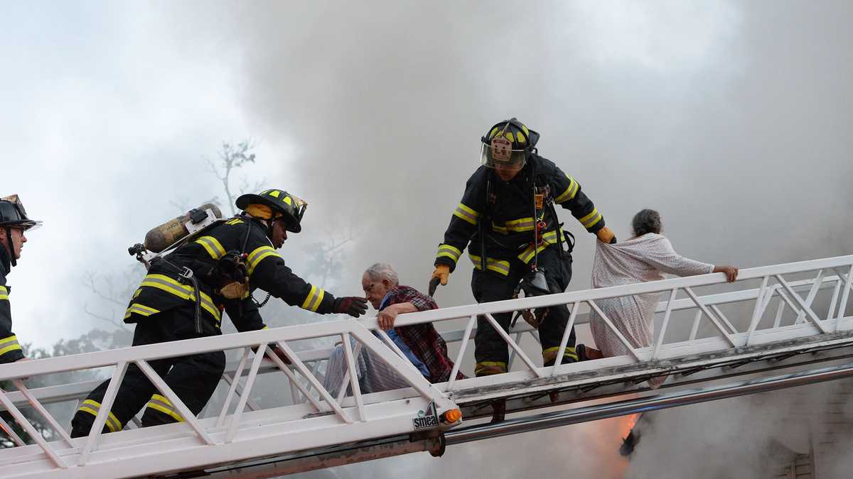 98 Year Old And 95 Year Old Rescued From 3rd Floor During Raging Fire