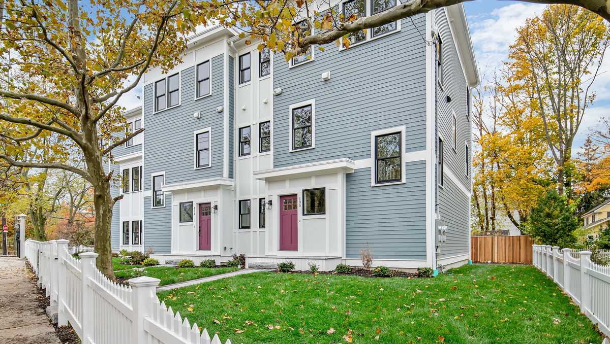 Brand new townhouse on market in Jamaica Plain for 1.14M