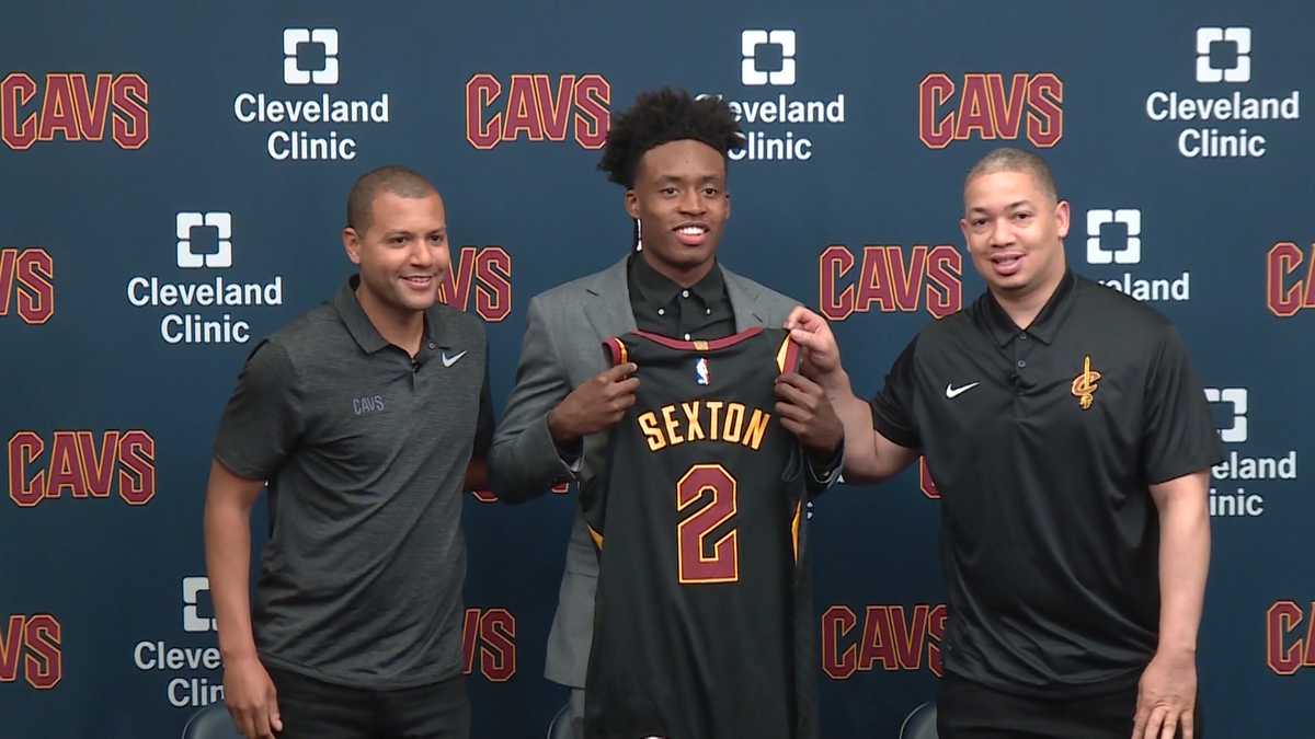 Kyrie Irving reacts to Collin Sexton wearing No. 2 with Cleveland Cavaliers