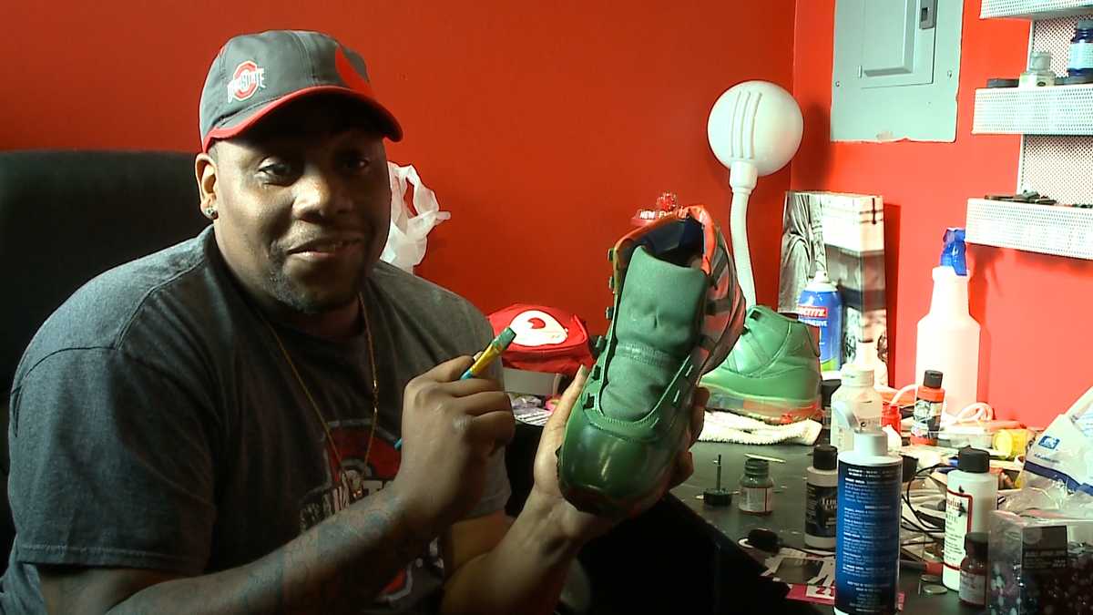 complex shoe guy