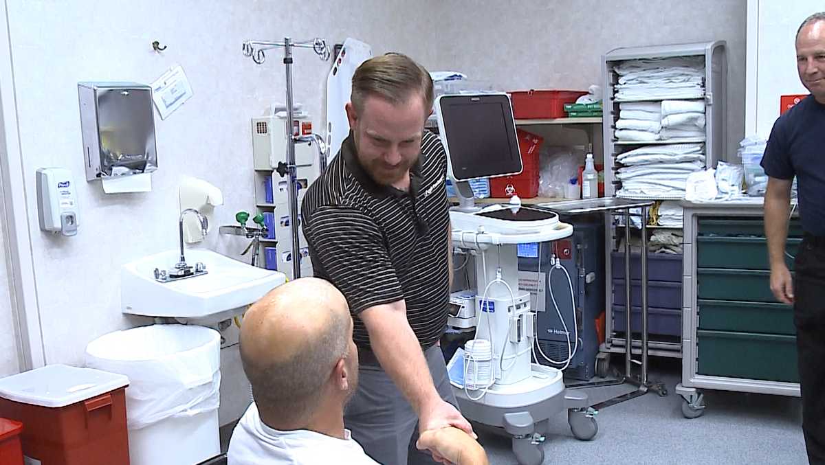 Road worker calls bystander who used tourniquet to save his life his "hero"