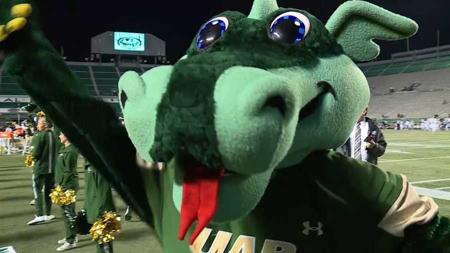 Johnston, UAB beat UTSA 52-3 for 7th consecutive win