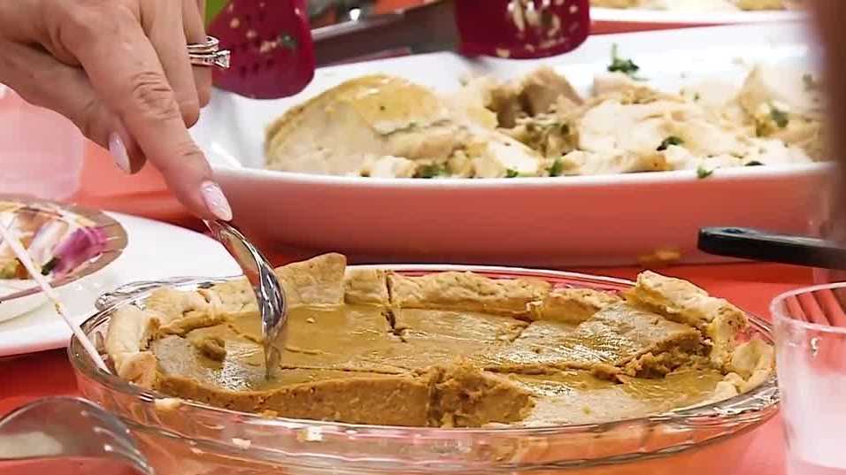 The Soup Kitchen in Boynton Beach makes hundreds of Thanksgiving meals to those in need