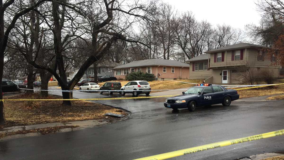 KC police investigating shooting Saturday on city's south side