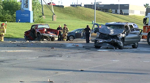 Omaha Police Temporarily Close Intersection Of 120th, I Streets For Crash