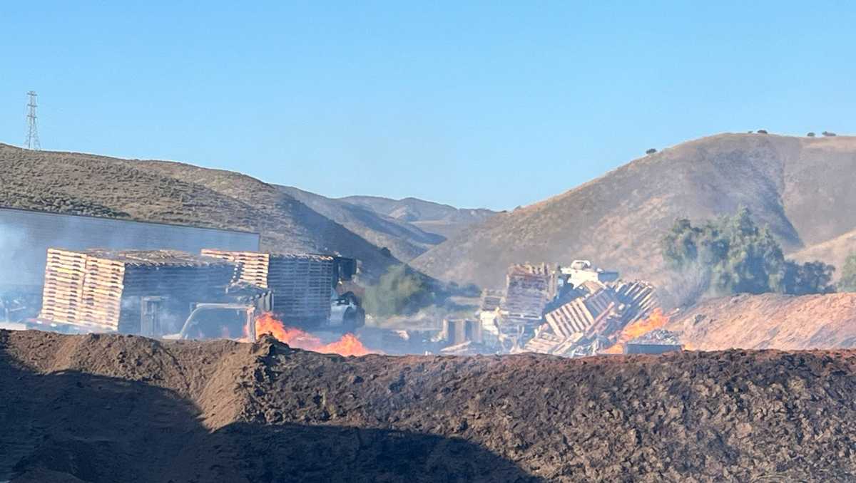 South Monterey County fire forces road closures