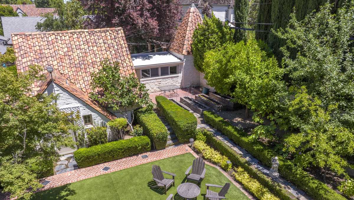 Pictures: ‘Reagan Mansion’ in East Sacramento to hit the market