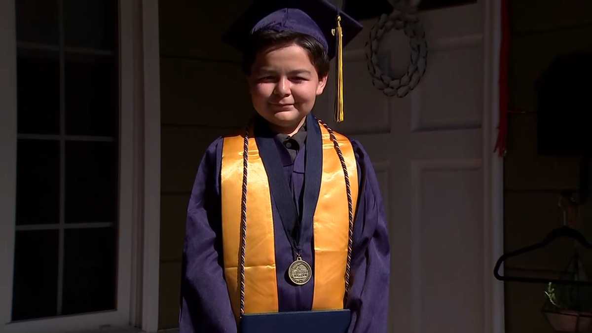 a-13-year-old-just-graduated-with-4-associate-s-degrees