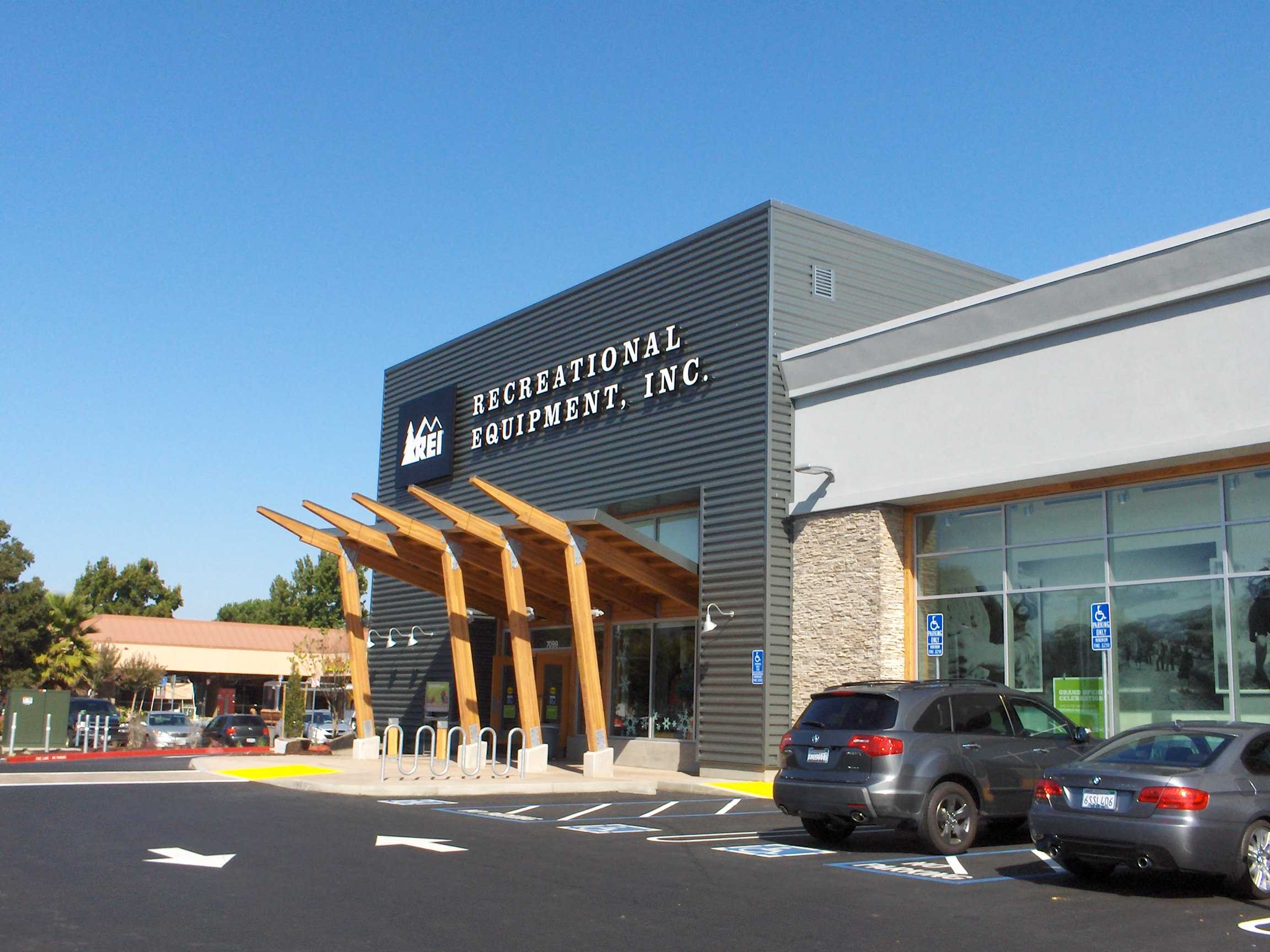 REI to open a store in Santa Cruz in 2021