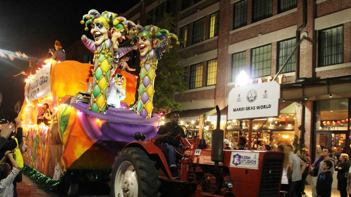 Images: Krewe of Boo creeps through NOLA with spooky parade