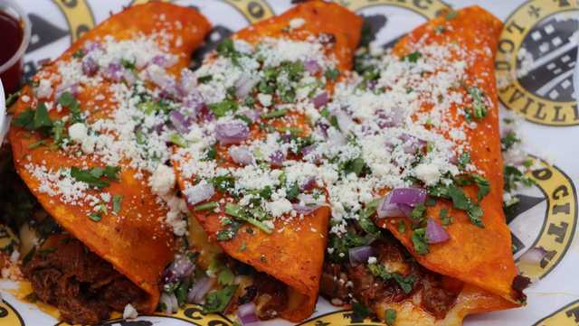 Birria Tacos are the latest craze, and these Louisville restaurants have  them