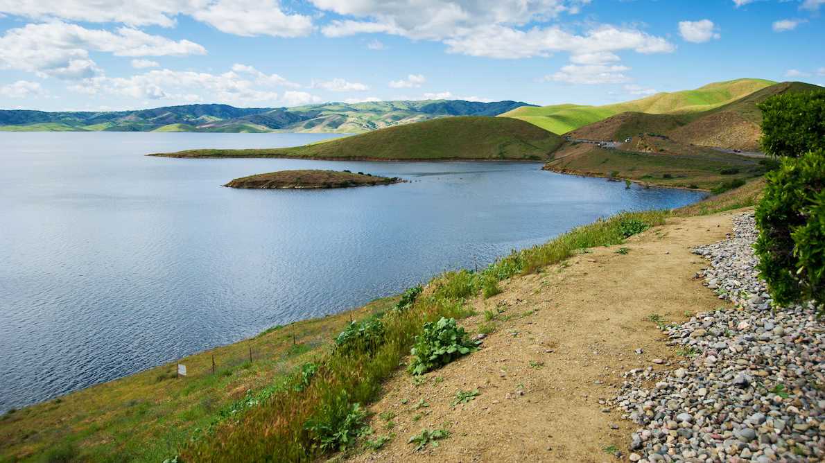 PHOTOS: San Luis Reservoir looking beautiful with blue water, green hills