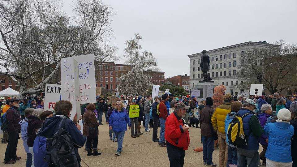 Thousands gather for Earth Day "March for Science"