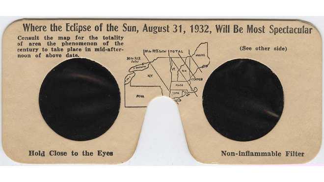Solar&#x20;eclipse&#x20;glasses