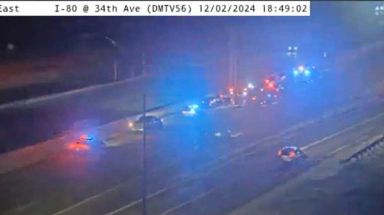 Ambulance hit in multi-vehicle crash on I-80 near Altoona
