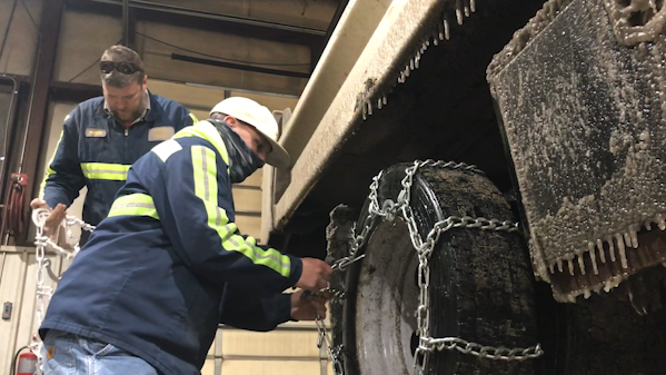 Benton County crews prepare for long hours with more winter weather