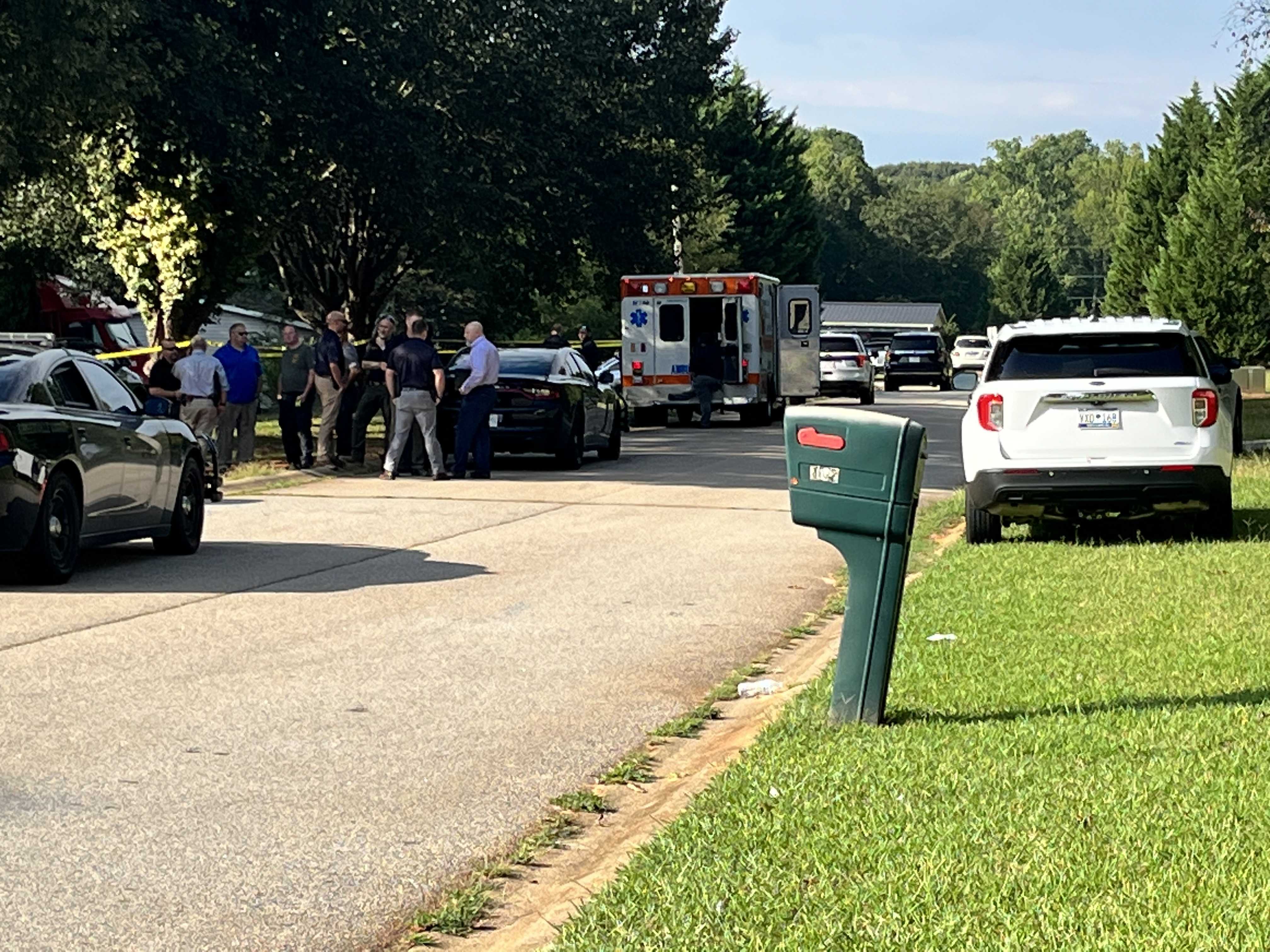 South Carolina: 2 Dead In Home After Child Calls 911