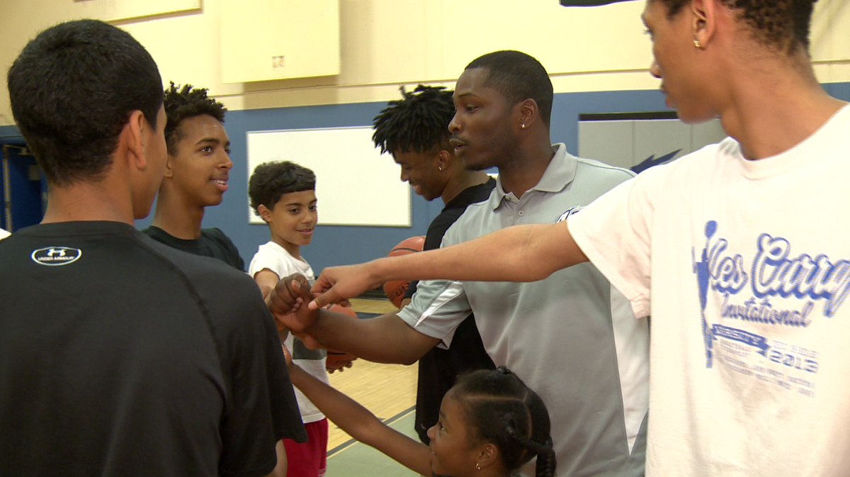 Sacramento coach semifinalist for NBA Junior Coach of the Year