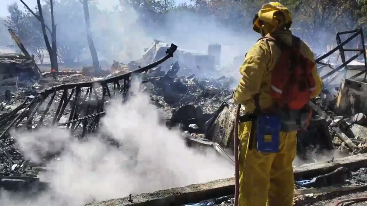 2 homes destroyed in 4alarm vegetation fire in Vacaville