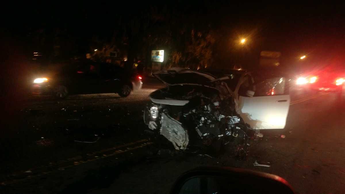 Crash on US 17 blocks traffic north of Talmadge Bridge