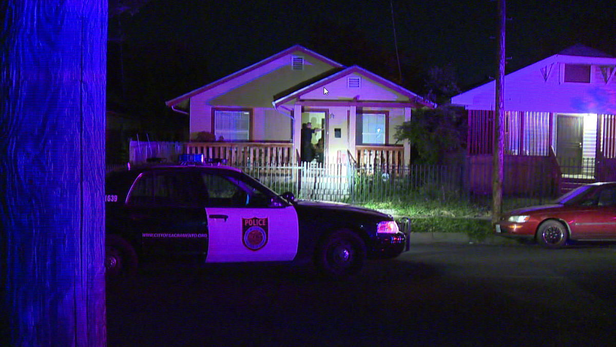 Sacramento police search for suspect after deadly shooting