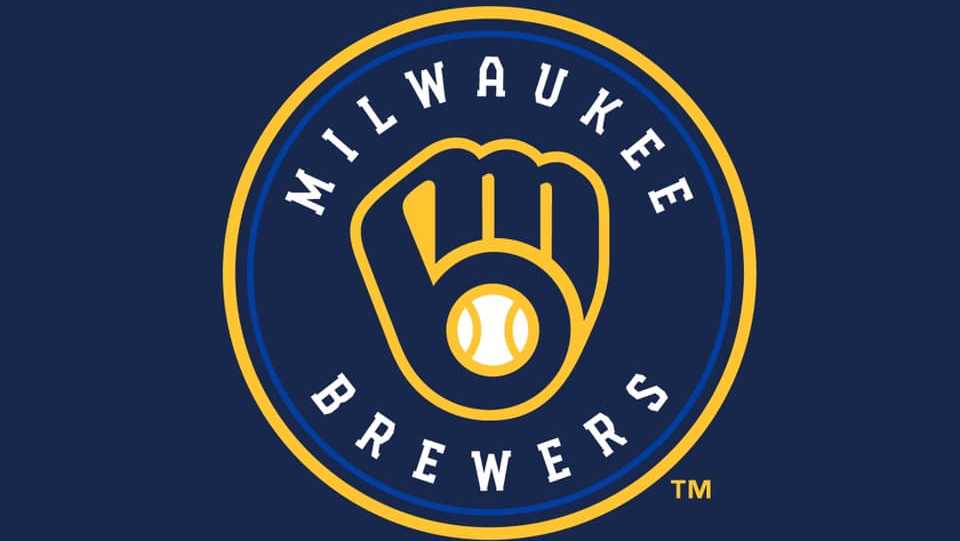 Brewers monitor air quality, offer ticket exchange ahead of Marlins game