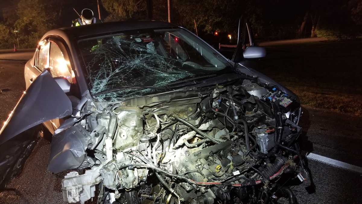 2 seriously injured in Lisbon headon crash