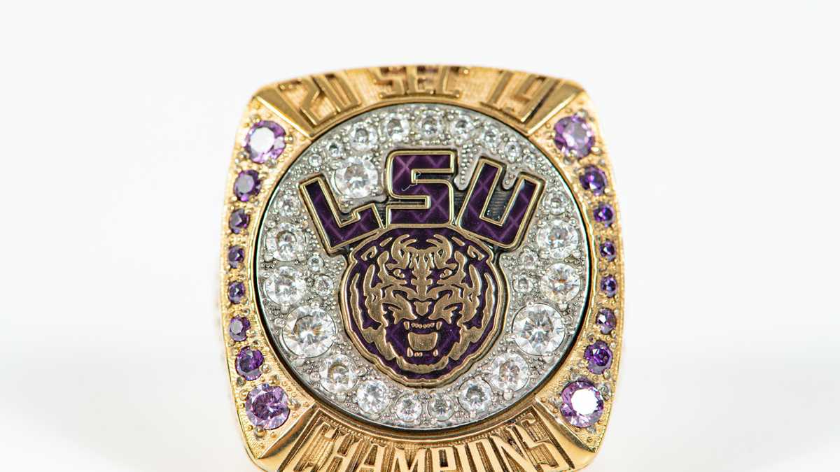 PHOTO GALLERY LSU Tigers receive championship rings