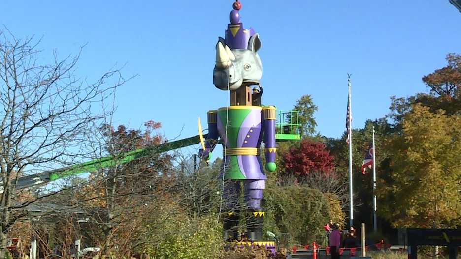 30foot rhino nutcracker now stands guard over Cincinnati Zoo