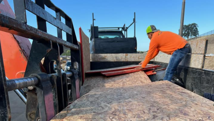 3 men arrested for stealing construction materials in Lincoln