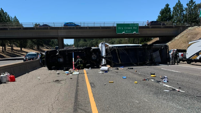 I-80 westbound lanes closed at Clipper Gap due to overturned trailer - Vimarsana News