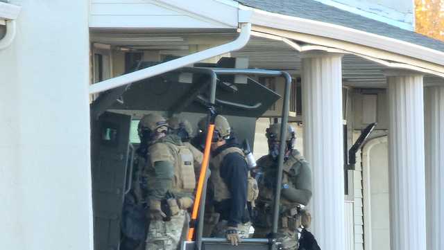 Omaha police arrest man after barricade situation at a Motel 6 - Vimarsana News