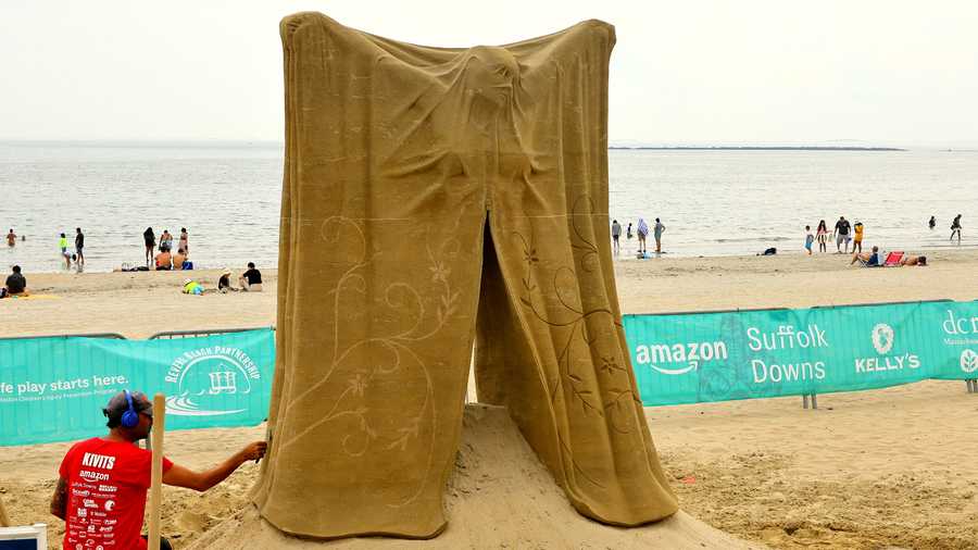 Sand Art Festival turns ghoulish